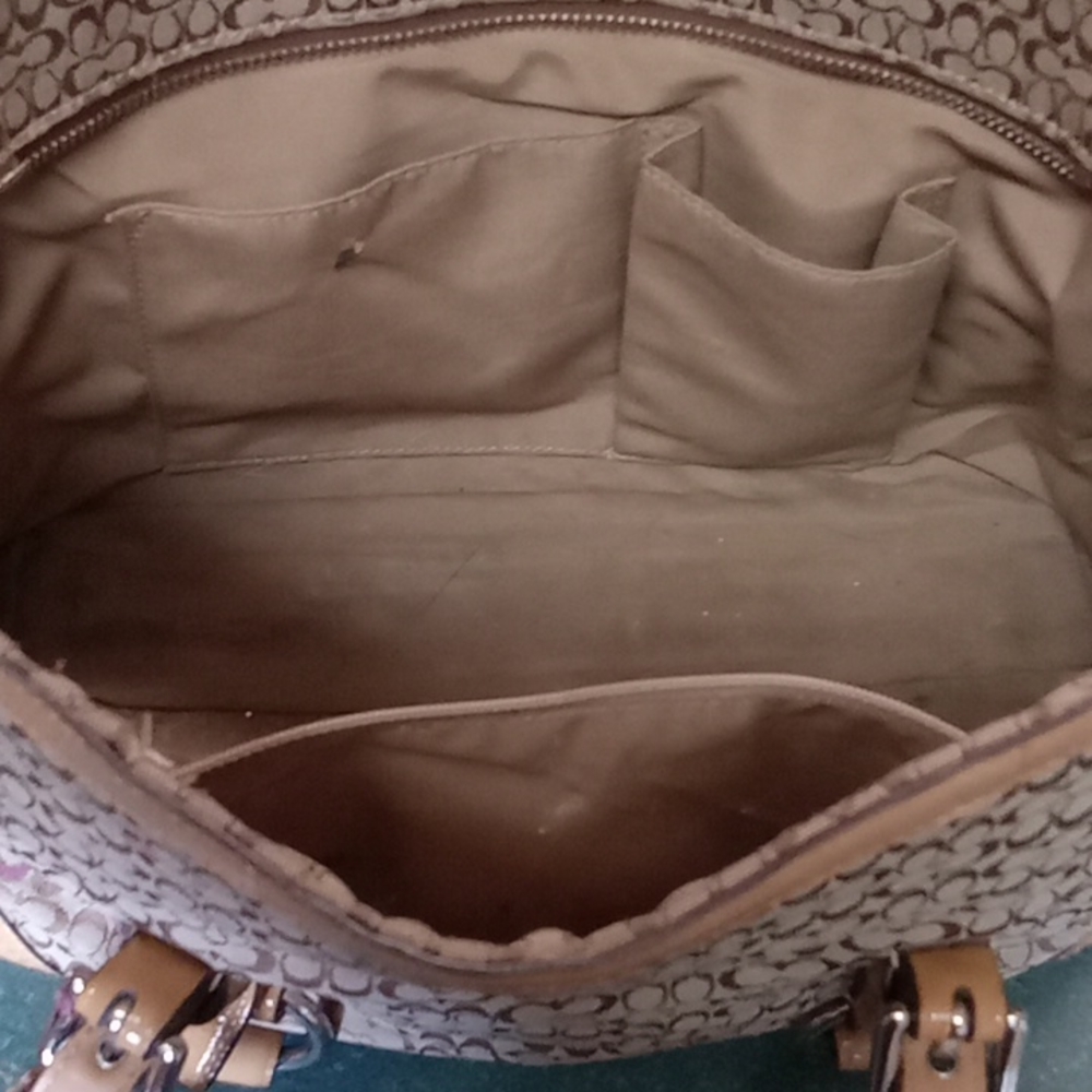 Coach purse - Picture 3 of 12